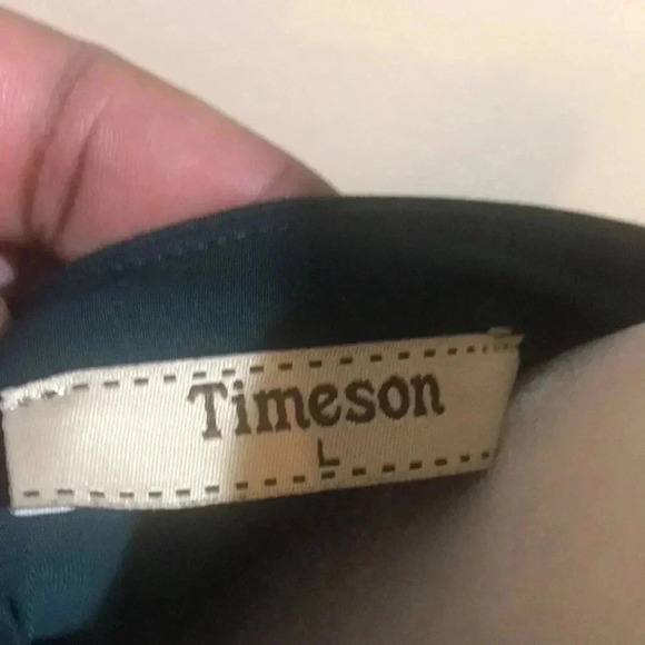 Timeson Dark Green Sleeveless Blouse with Gold Zipper Front Round Hem-L - Picture 8 of 8